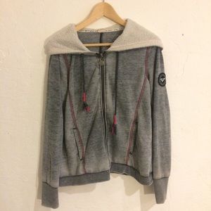 Roxy gray sweater